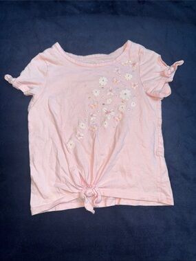 Little girl pink top